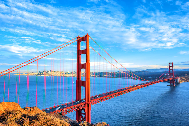 view-famous-golden-gate-bridge-san-francisco-california-usa
